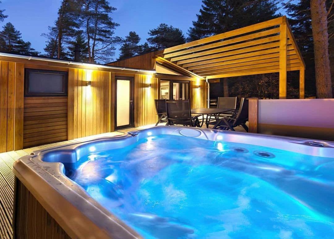 Landal Darwin Forest Great Rowsley Exterior photo