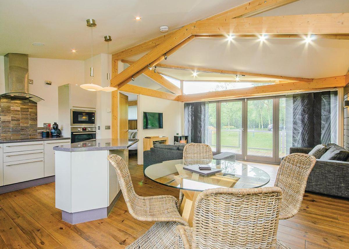 Landal Darwin Forest Great Rowsley Exterior photo